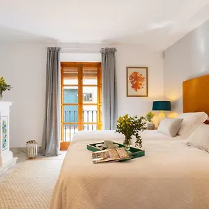 Genteel Tetuan , Marbella Spain