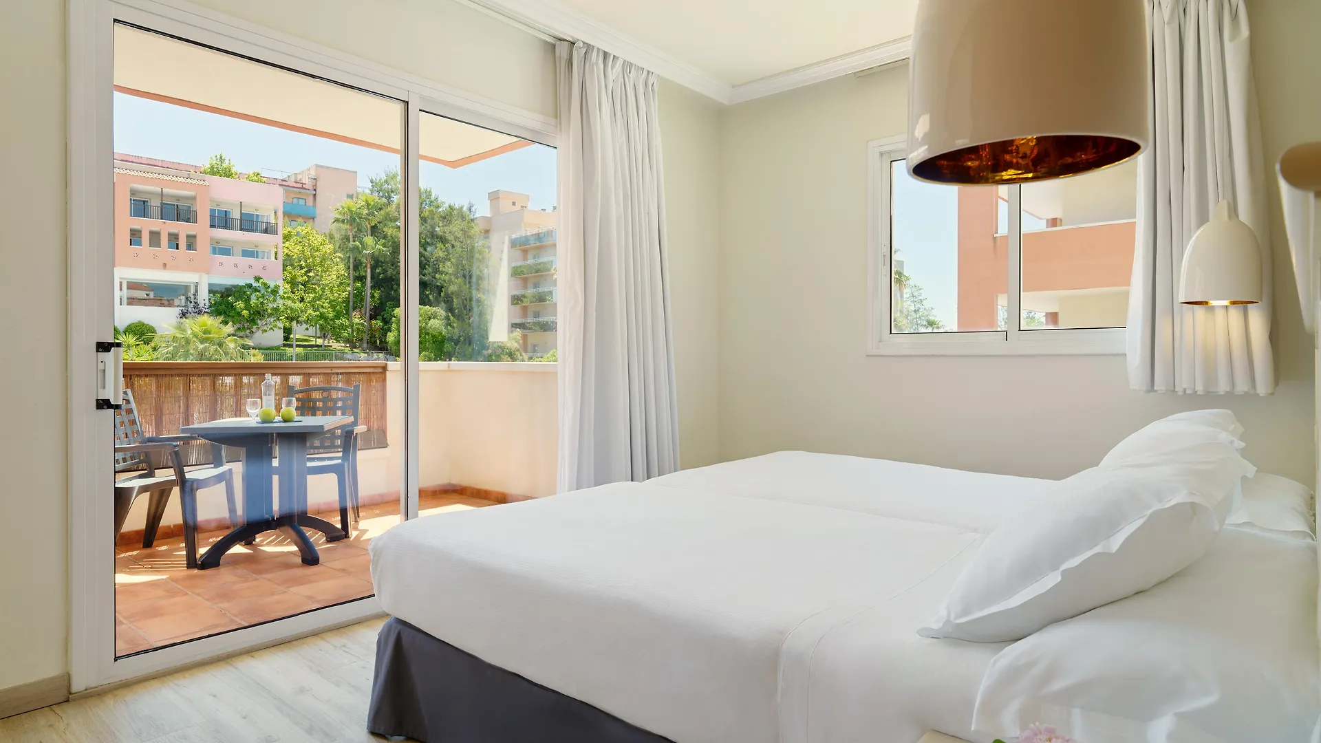 H10 Mediterranean Village Salou Hotel