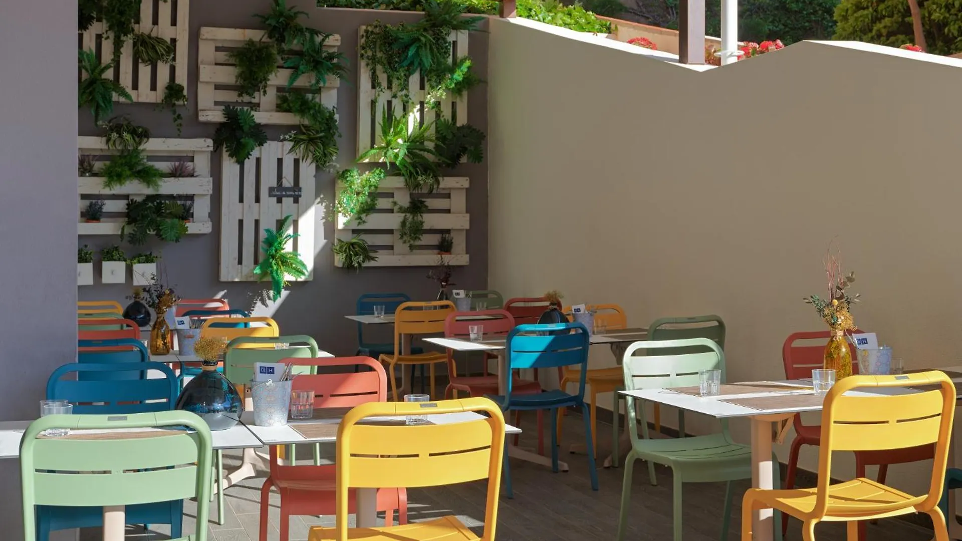 H10 Mediterranean Village Salou Hotel